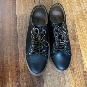 Thursdays Premier Low Tops in Cacao, size 11